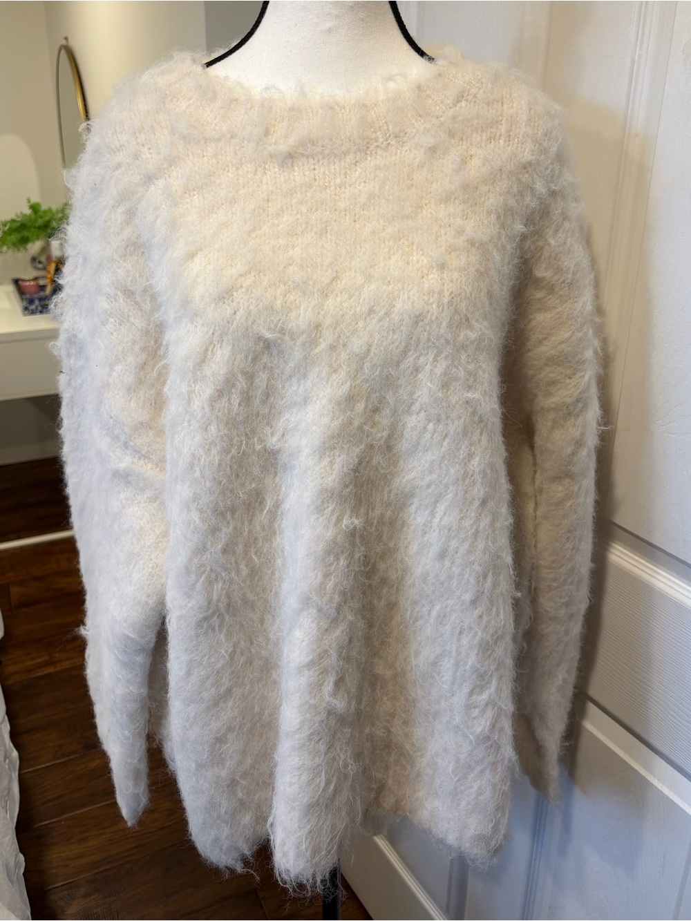 H&M Cream Fuzzy Bouclé Oversized Sweater Wool Blend XXL